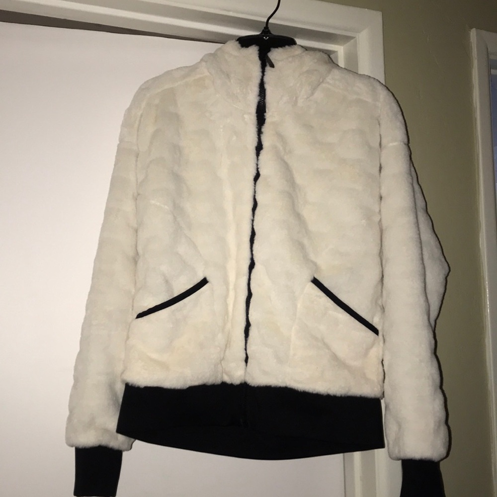 Lucy jacket